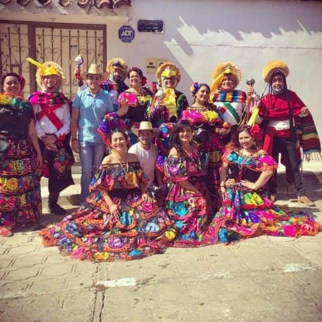 Casa Lothuz Spacio Cultural Y Disidente San Cristóbal de Las Casas 外观 照片
